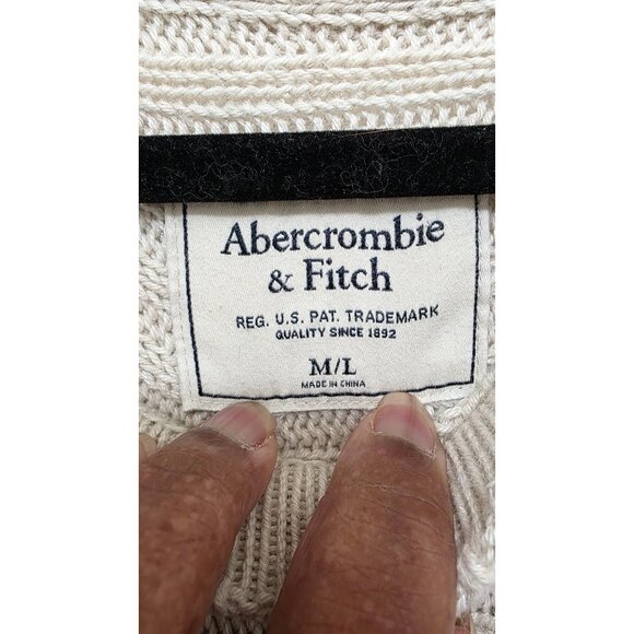 Abercrombie & Fitch Women's Pancho Fisherman Cable Knit Sweater M/L Cream Pullov - Picture 6 of 7